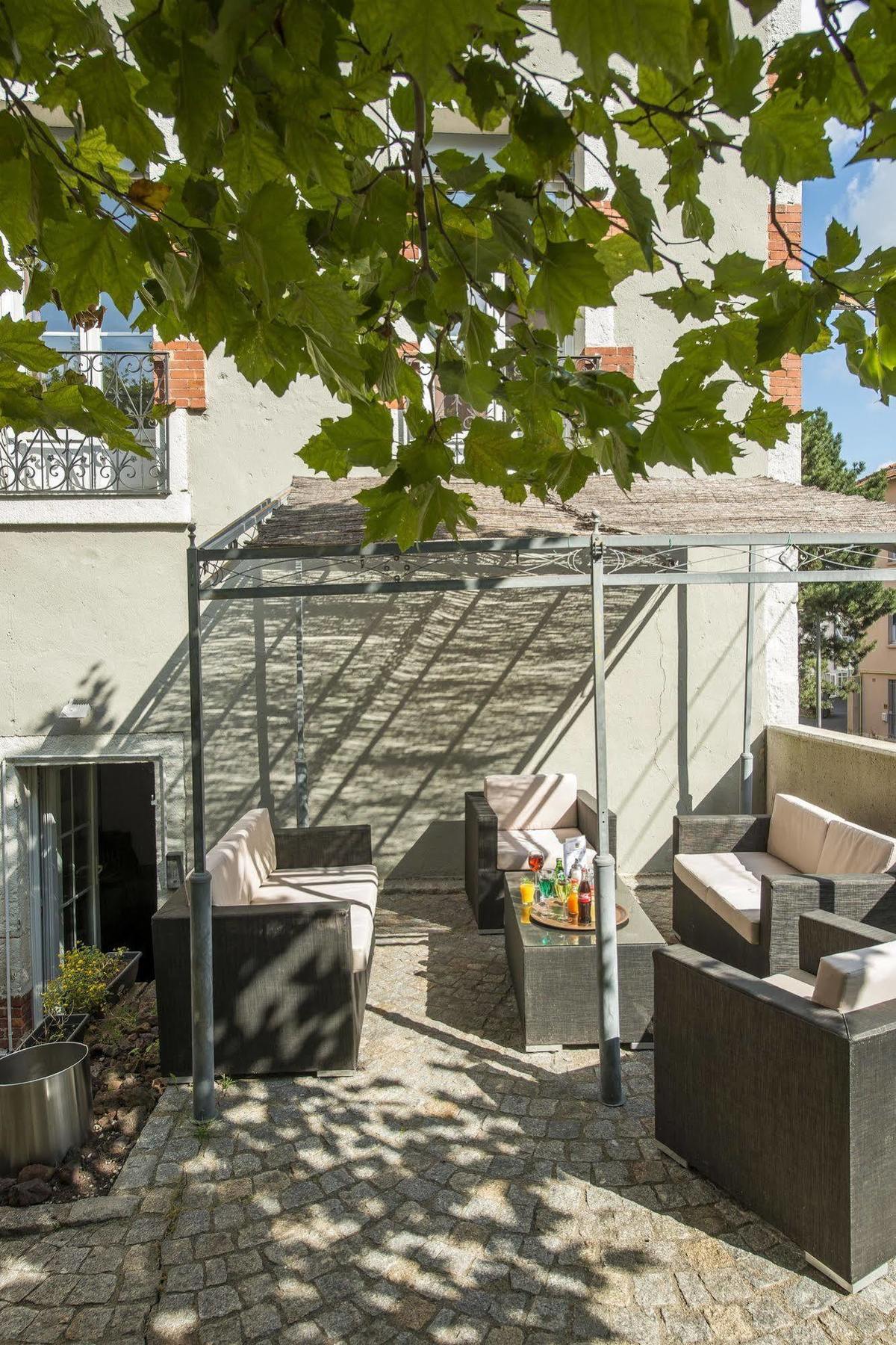 Hotel Des Capucins Le Puy-en-Velay Exterior foto